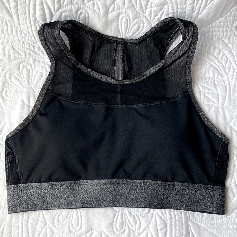 Aerie Women’s Black High Neck Sports Bra Sz M